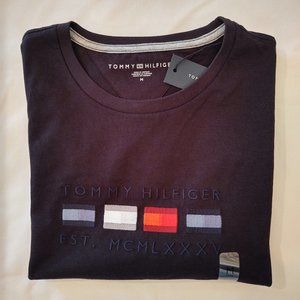 TOMMY HILFIGER  EST. MCMLXXXV MEN SHORT SLEEVE T-SHIRT - SIZE MEDIUM